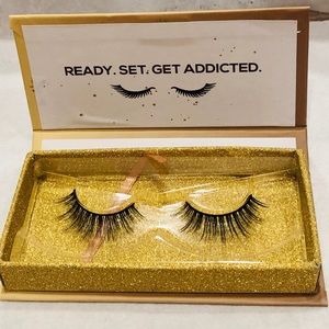 🌺Instaglam Lashaholic Luxury Lashes 💯Silk Black